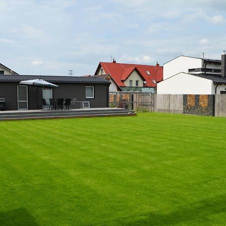 Villa Domecek U Prahy Nupaky Exterior foto